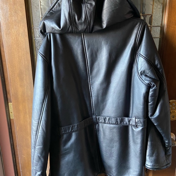 Black leather jacket with fleece lining - Picture 2 of 4